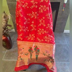 Beautiful Silk Georgette Woven Benarasi Saree With Paithani Influenced Pallu